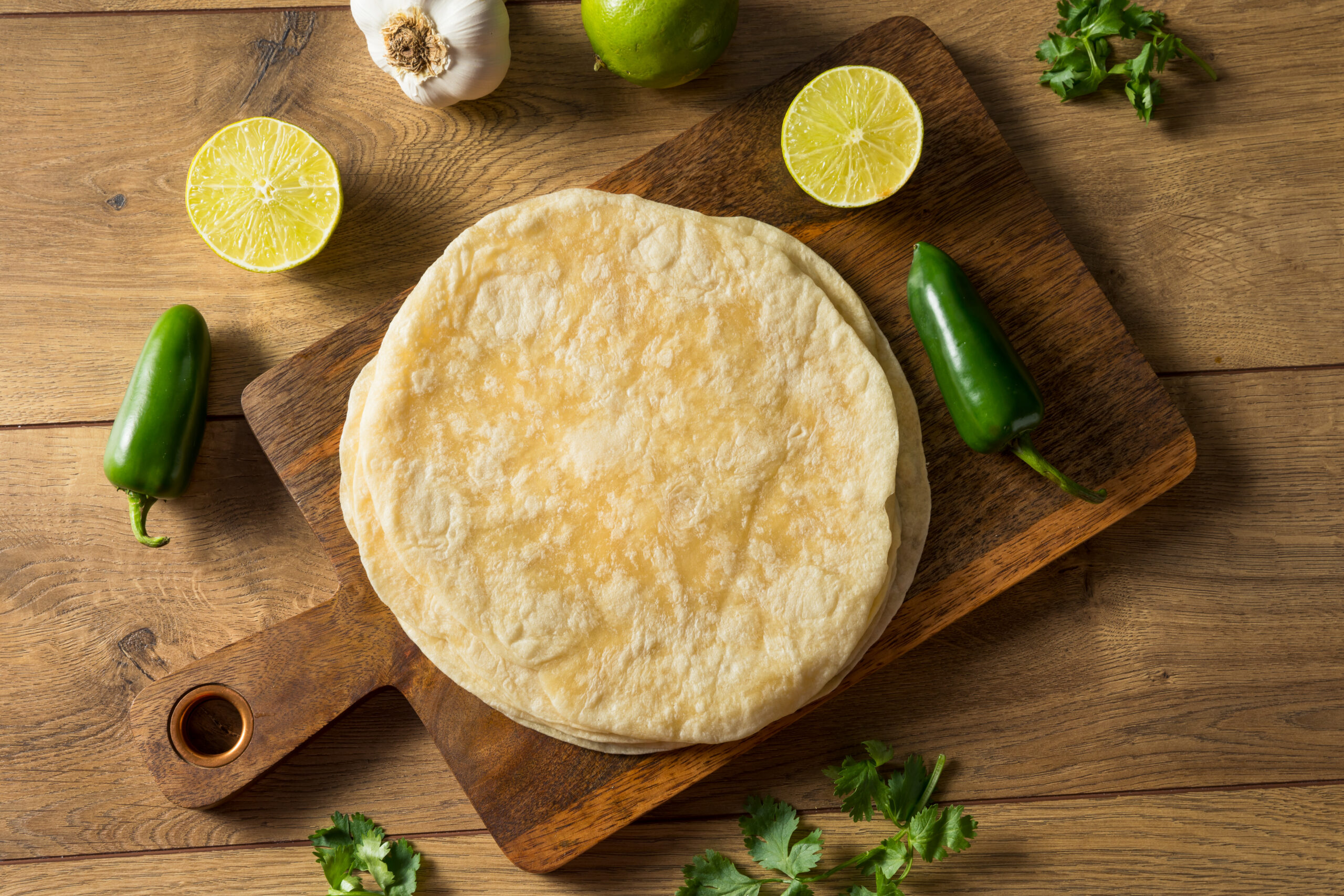 Vegán tortilla zöldséges töltelékkel és babkrémmel